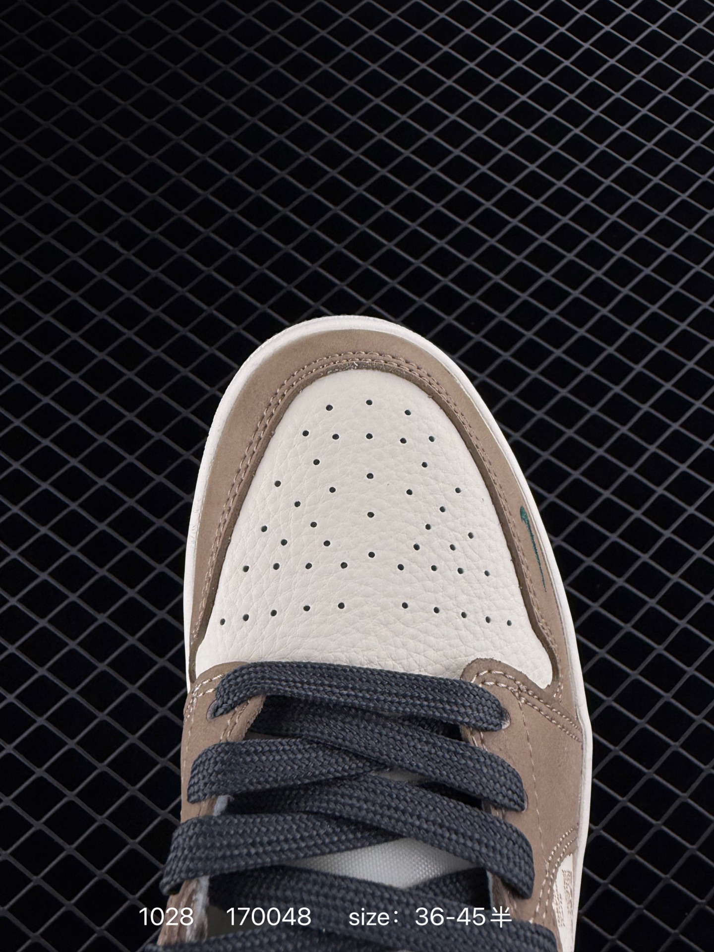 Air Jordan 1 Retro Low